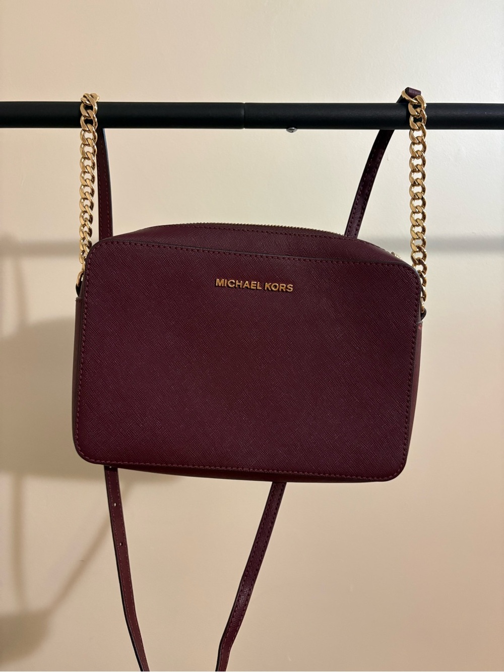 MICHAEL KORS Burgundy Crossbody with Gold Chain Strap